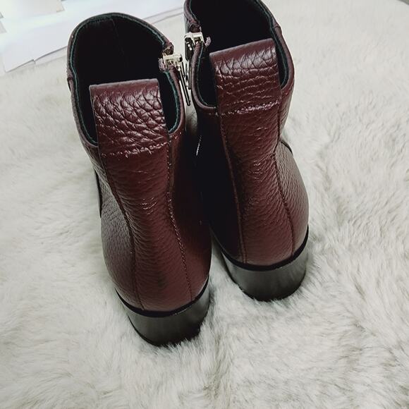 NEW Everlane The Boss Boot Ankle Point Toe Bootie Pebbled Leather in Burgundy - Picture 9 of 10